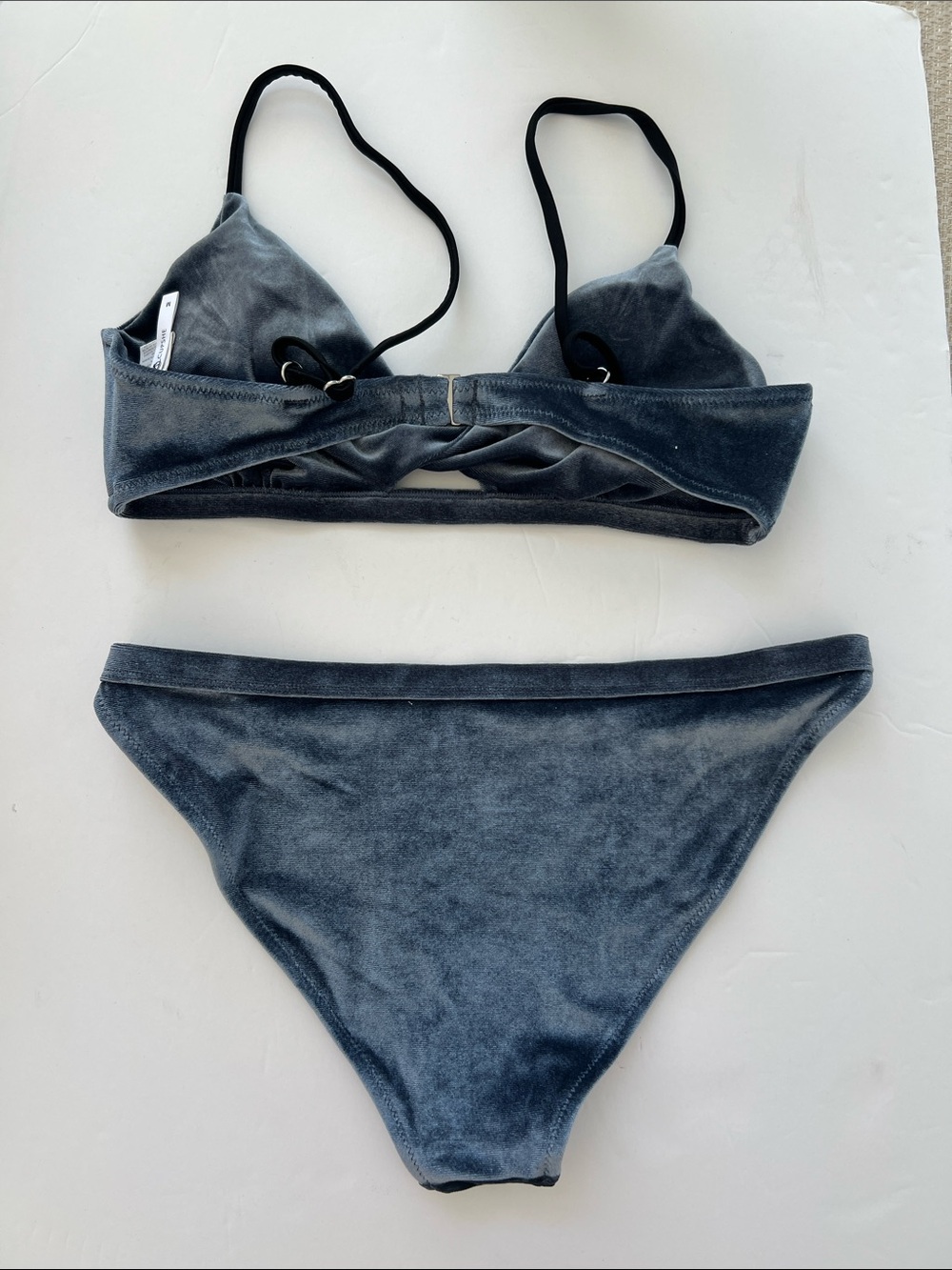 Cupshe velvet gray bikini set woman size m baithung suit sea pool ocean - Picture 5 of 5